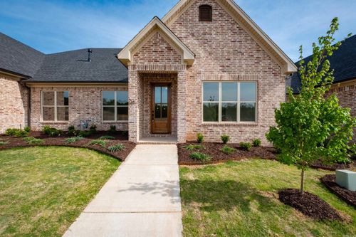 26 Driftwood Ln, Little Rock, AR, 72223-4974 | Card Image