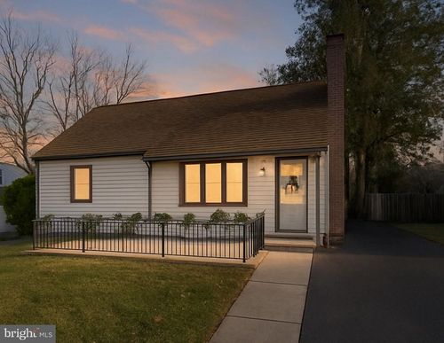 115 Newby Dr, NEWTOWN SQUARE, PA, 19073-4320 | Card Image