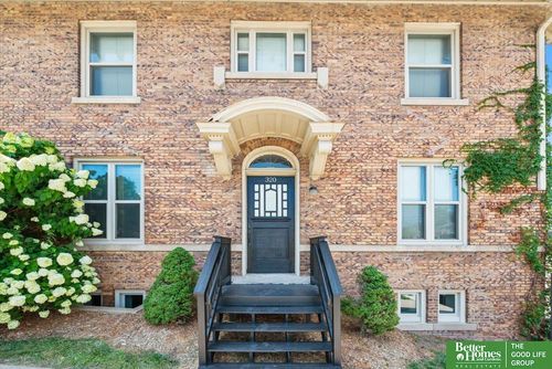 320 S 40th St, Omaha, NE, 68131-3712 | Card Image