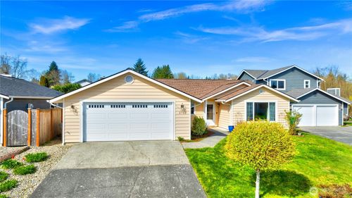 2721 211th Place Sw, Lynnwood, WA, 98036 | Card Image
