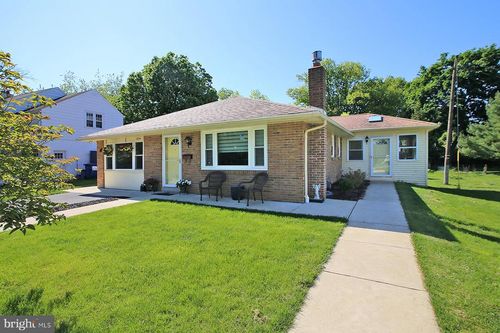 1634 Elm St, LEBANON, PA, 17042-6411 | Card Image
