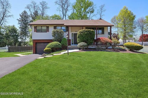 40 Stratford Dr, Manalapan, NJ, 07726-3637 | Card Image