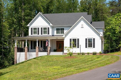 2255 Camargo Dr, CHARLOTTESVILLE, VA, 22901-8827 | Card Image