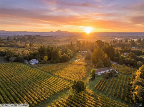 5555 Rio Vida Ln, Sebastopol, CA, 95472-2006 | Card Image