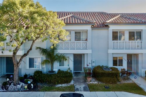 20816 Nw 3rd Ln, Pembroke Pines, FL, 33029-2129 | Card Image