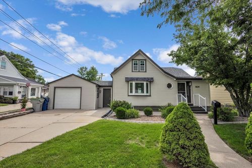 3634 S 88th Street, Milwaukee, WI, 53228 | Card Image