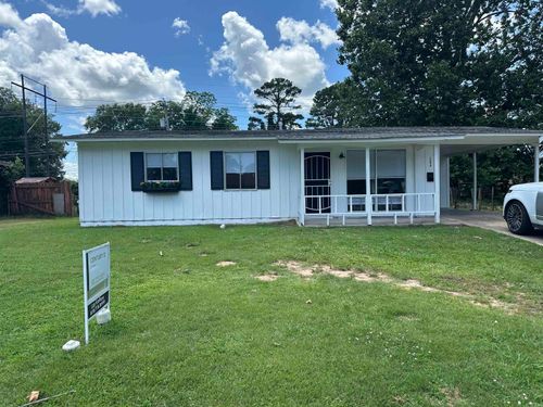 1004 Bloomfield Dr, Pine Bluff, AR, 71601-5453 | Card Image
