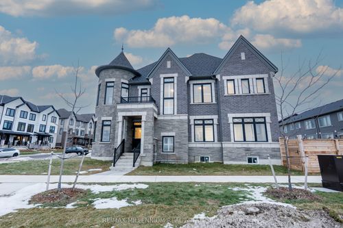 1011 Dyas Avenue, Oshawa, ON, L1L0V4 | Card Image