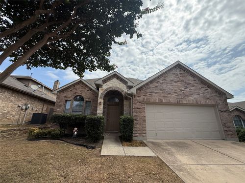 5936 Stirrup Iron Dr, Fort Worth, TX, 76179-8300 | Card Image