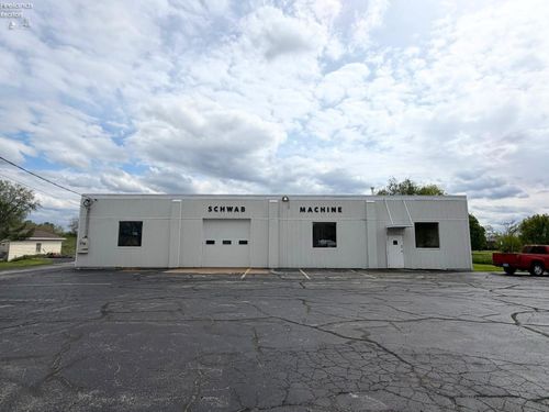 3120 Venice Rd, Sandusky, OH, 44870-1828 | Card Image