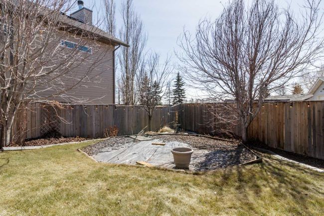 139 Isherwood Close, Home with 4 bedrooms, 3 bathrooms and 3 parking in Red Deer AB | Image 35