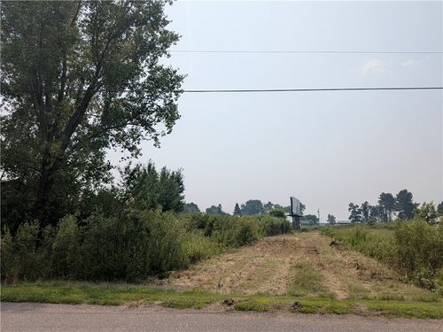8 Development Dr, Stanley, WI, 54768 | Card Image
