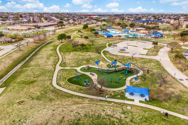 1052 Foxglove Dr, Townhouse with 3 bedrooms, 3 bathrooms and null parking in Carrollton TX | Image 25