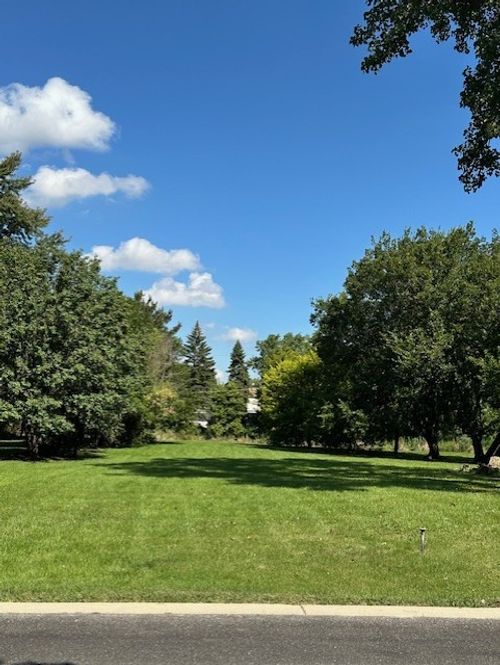 17W456 Karban Rd, Oakbrook Terrace, IL, 60181-4418 | Card Image