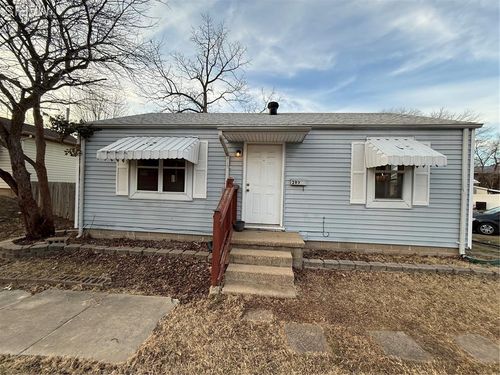 285 E Oak St, Saint Clair, MO, 63077-1447 | Card Image