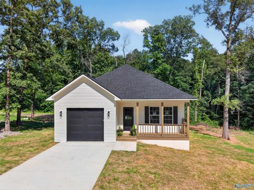 500 Old Union Rd, Grant, AL, 35747-9062 | Card Image