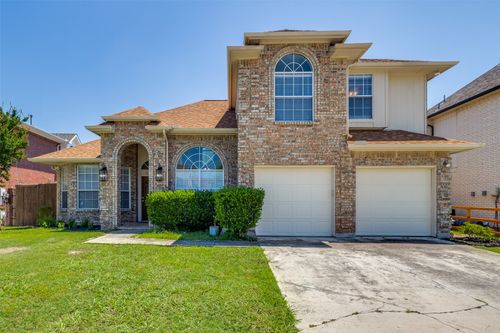 1136 Breezewood Dr, Lewisville, TX, 75077-2937 | Card Image