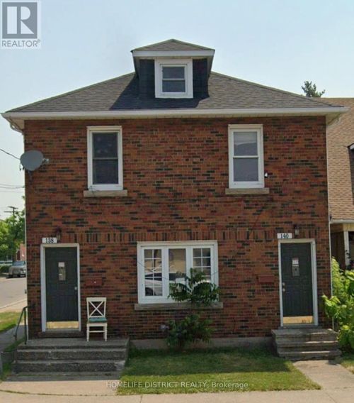 138-140 Crowland Avenue, Welland (Lincoln/Crowland), ON, L3B1X3 | Card Image