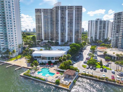 apt-2405-20281 E Country Club Dr, Aventura, FL, 33180-3034 | Card Image