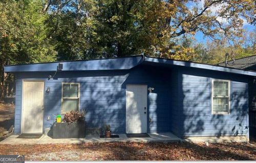 3209 Peachtree St, Lithia Springs, GA, 30122-1429 | Card Image