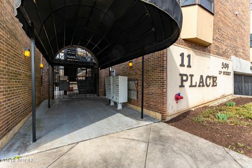 3003-509 11th St, Knoxville, TN, 37916-1635 | Card Image