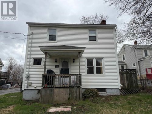 30 Munroe Avenue, New Glasgow, NS, B2H2E5 | Card Image