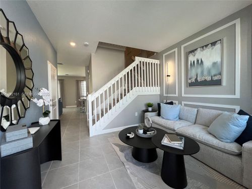 680 Se 13th Ct, Homestead, FL, 33034-3463 | Card Image