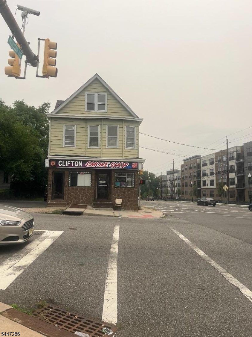 Residential Lease in Clifton City