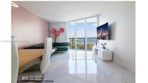 2624-325 S Biscayne Blvd, Miami, FL, 33131-2473 | Card Image