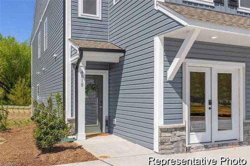 9-6927 Baler Way, Thomasville, NC, 27360 | Card Image