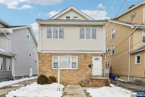 211 Newark Ave, Bloomfield, NJ, 07003-4947 | Card Image