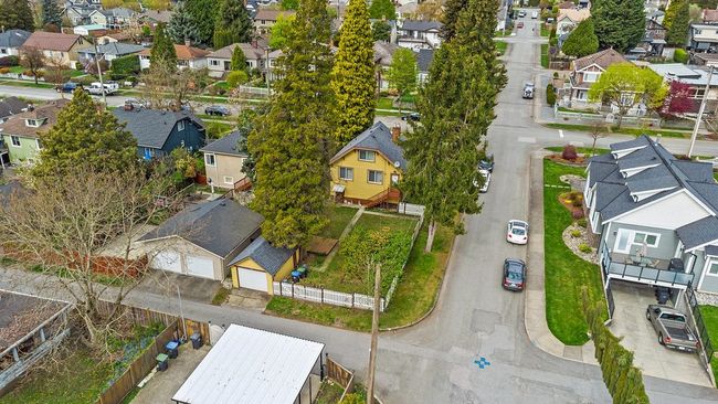 1702 Dublin Street, House other with 5 bedrooms, 1 bathrooms and 1 parking in New Westminster BC | Image 5