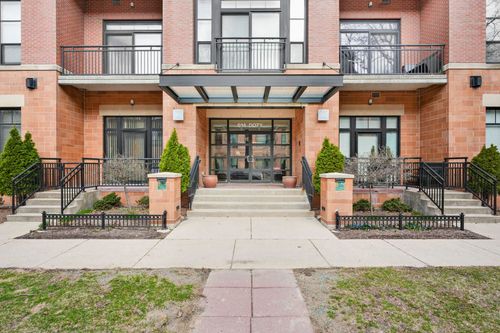 apt-102-614 W Doty St, Madison, WI, 53703-4785 | Card Image