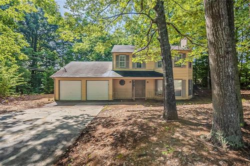 5786 Longbow Dr, Stone Mountain, GA, 30087-5233 | Card Image