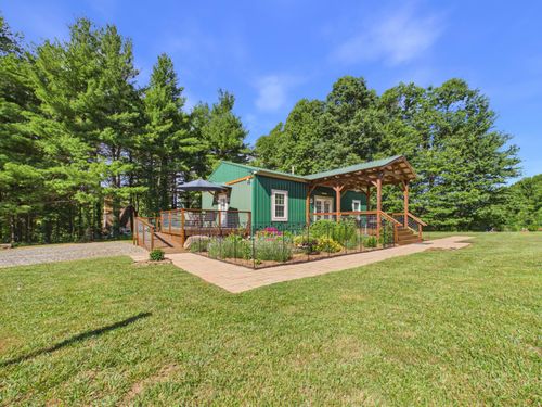267 Spring Lake Dr Se, Copper Hill, VA, 24079-2638 | Card Image