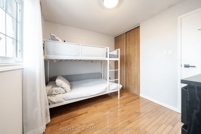 619 Beckworth Sq, House other with 3 bedrooms, 2 bathrooms and 4 parking in Pickering ON | Image 16