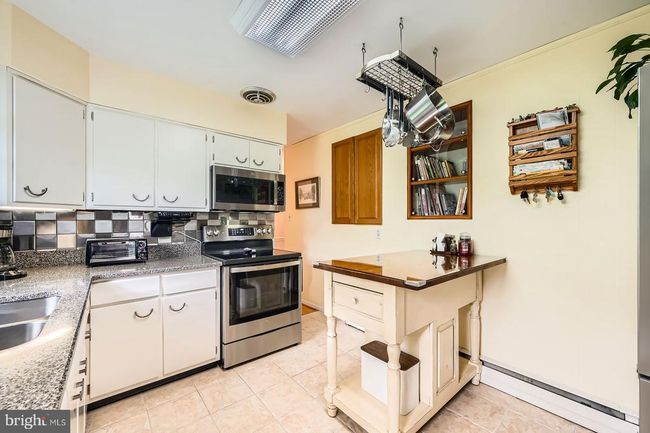 12105 Lanham Severn Rd, House other with 3 bedrooms, 2 bathrooms and null parking in BOWIE MD | Image 10