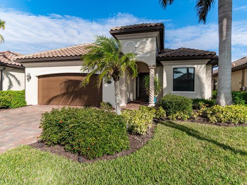 2962 Aviamar Circle, NAPLES, FL, 34114 | Card Image