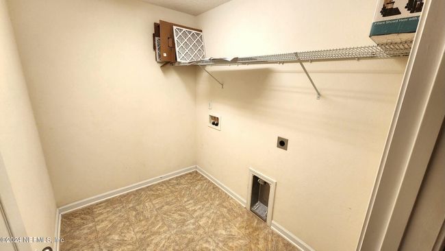 11775 Blueberry Ln, House other with 3 bedrooms, 2 bathrooms and null parking in MACCLENNY FL | Image 6
