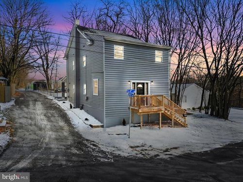 357 S 4th St, STEELTON, PA, 17113-2008 | Card Image