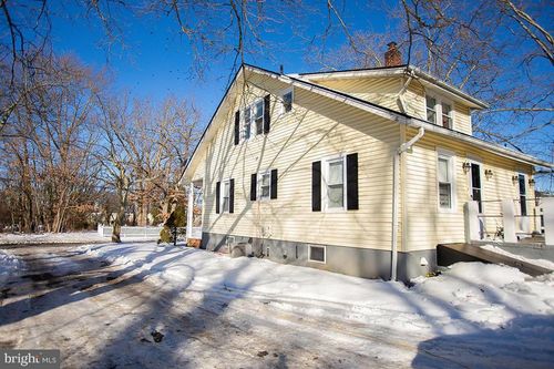 65 W Oak Rd, Vineland, NJ, 08360-2214 | Card Image