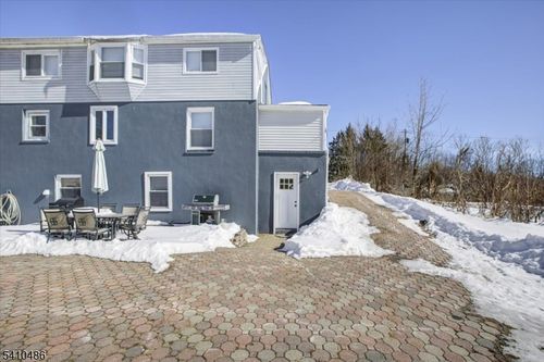 55 State Rt 23 N, Hamburg, NJ, 07419-1408 | Card Image