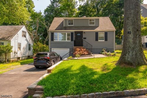 44 Sunnyside Rd, West Orange, NJ, 07052-2032 | Card Image