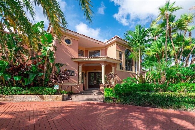 41 Uno Lago Dr, Condo with 2 bedrooms, 3 bathrooms and null parking in Juno Beach FL | Image 36