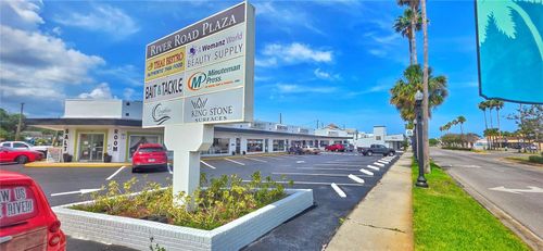 5422 Main St, NEW PORT RICHEY, FL, 34652-2503 | Card Image