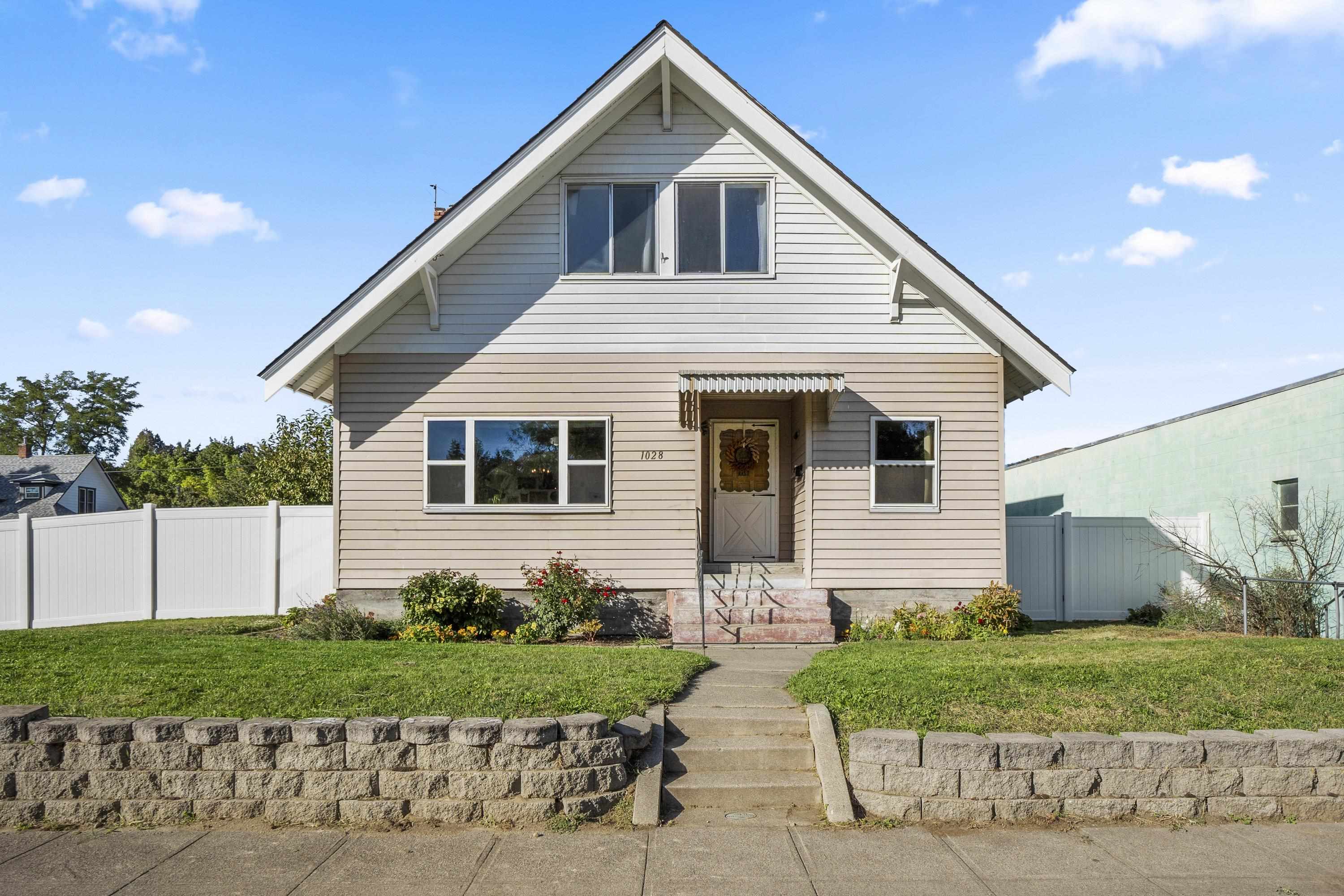 Dalton Ave, Spokane, WA 99205