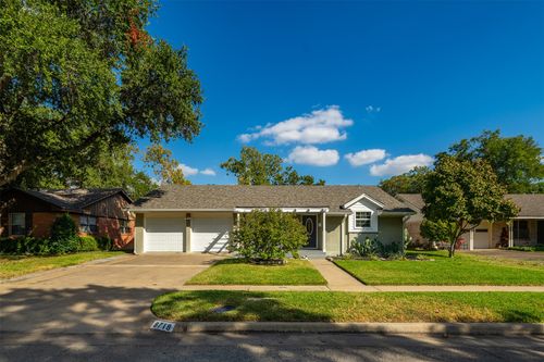8718 Hackney Ln, Dallas, TX, 75238-3704 | Card Image