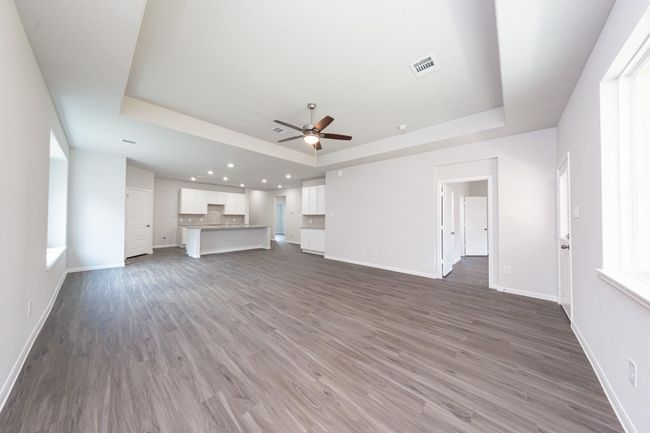 16908 Hazelnut Dr, House other with 3 bedrooms, 2 bathrooms and 2 parking in Conroe TX | Image 7