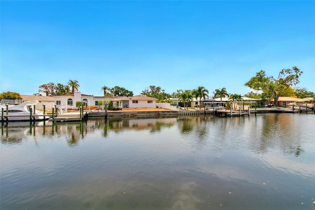 APT-4 - 1671 Cape Ann Ave Ne, Condo with 2 bedrooms, 2 bathrooms and null parking in St Petersburg FL | Image 39