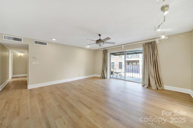 UNIT-420 - 1323 Queens Rd, Condo with 2 bedrooms, 2 bathrooms and null parking in Charlotte NC | Image 15
